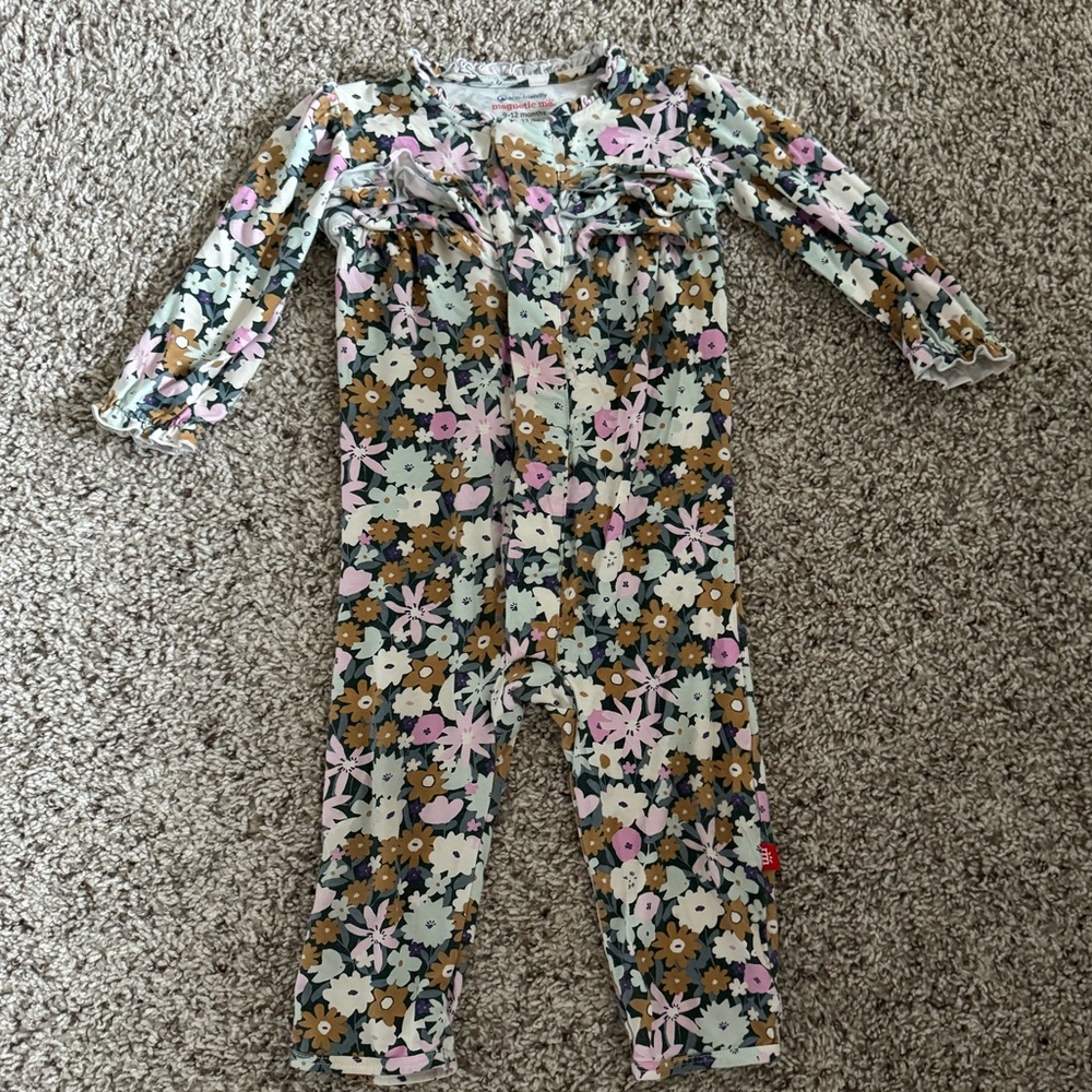 Baby girl Magnetic Me Romper